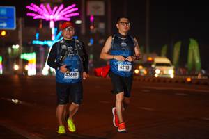 BIB: 42119, 42680
                            <button type="button" onclick="openModal(16904496)" class="btn btn-primary btn-sm float-right btn-popup" data-toggle="modal" data-target=".modal-high-quality">
                        <i class="fas fa-shopping-cart"></i> Add to Cart
                    </button>
                                            <button type="button" onclick="isThisMe(16904496, true)" class="btn btn-success btn-sm float-right btn-popup btn-isme hidden" data-toggle="tooltip" data-placement="bottom" title="นี่คือรูปของคุณใช่ไหม คลิกที่นี่เพื่อเอาเข้าอัลบั้ม">
                        <i class="fas fa-plus"></i> Add to album
                    </button>
                    <button type="button" onclick="isThisMe(16904496, false)" class="btn btn-warning btn-sm float-right btn-popup btn-isnotme hidden">
                        <i class="fas fa-ban"></i> Remove from album
                    </button>